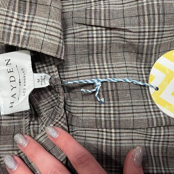 Hayden Girls - Picture 5 of 5